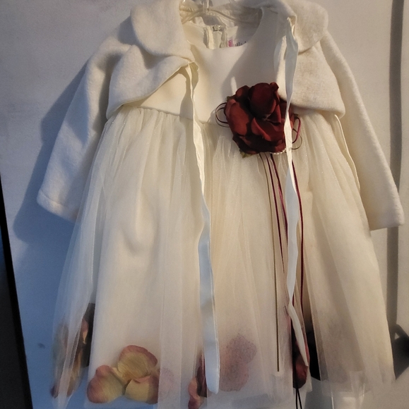 Dress - Picture 1 of 2